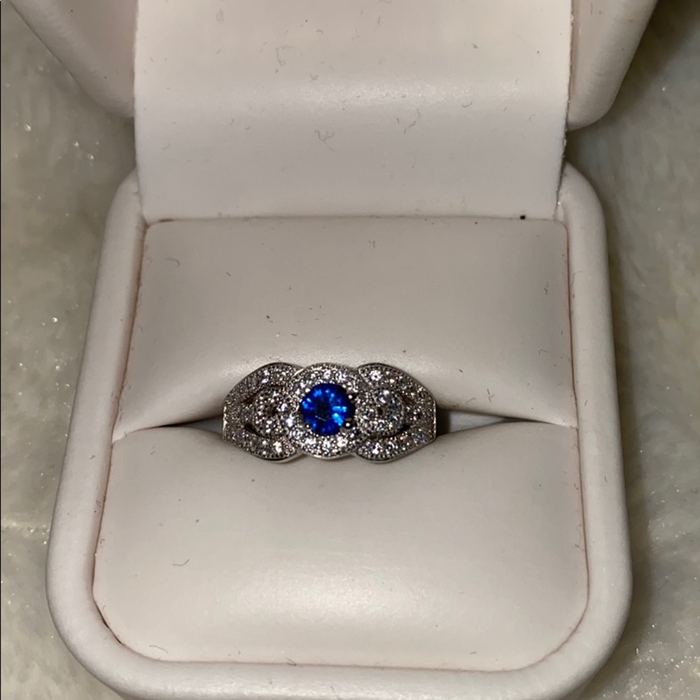 Blue Sapphire Sterling Silver Ring 7.5